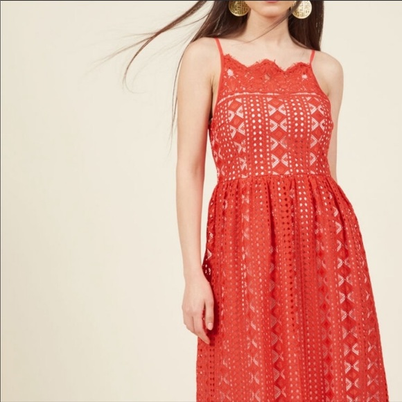 ModCloth Coral “Lend Your Loveliness” Lace Midi Sundress in Coral - Picture 3 of 9